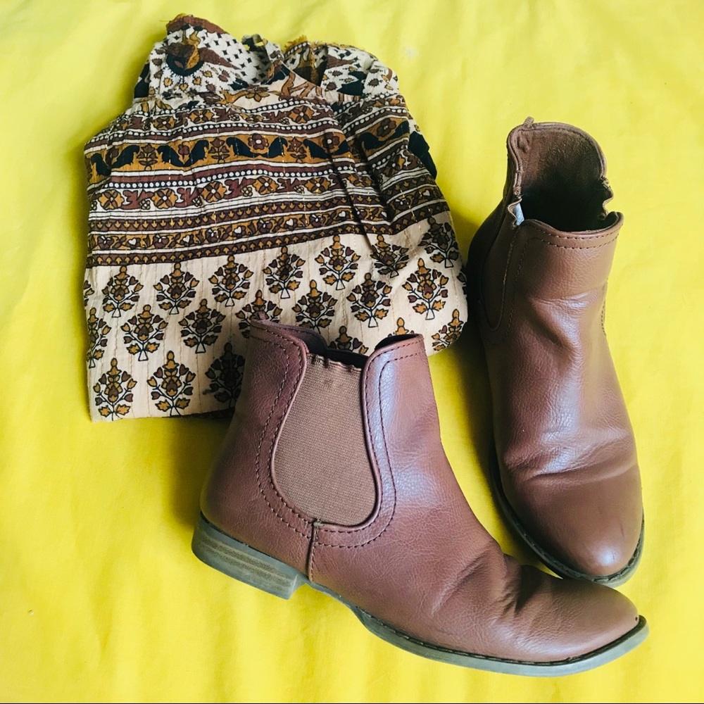 Brown Chelsea Boots